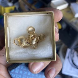 Vintage Mid Century Gold Tone Mouse Brooch by Avon 