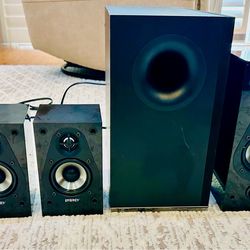 Home theater speakers 5.1 with powerful sub woofer