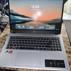 Acer Aspire 3 15.6" Touchscreen Laptop