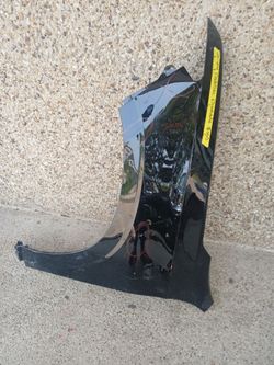 2021-24 Cadillac Escalade Left Fender
