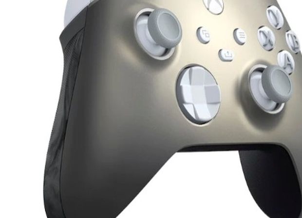Xbox Lunar Shift Wireless Controller