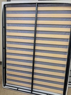 Zinus Walter standard profile mattress foundation