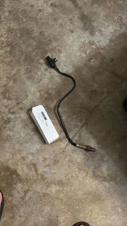 Dasbecan Upstream Oxygen Sensor - Compatible with 2009-2010 Ford E-150, E-250, Escape, Expedition, F-150, E-350, E-450, Super Duty, Flex, Taurus - Rep