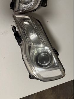 Chrysler 300 Headlights