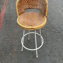 Wicker stool