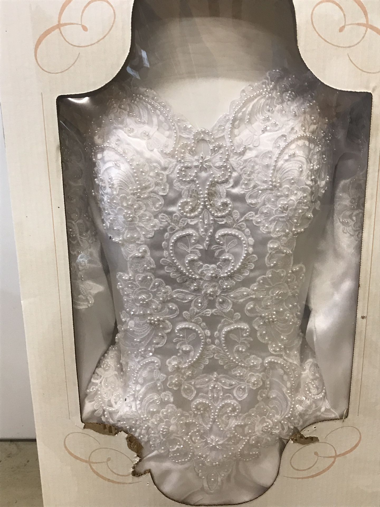 David’s bridal wedding gown