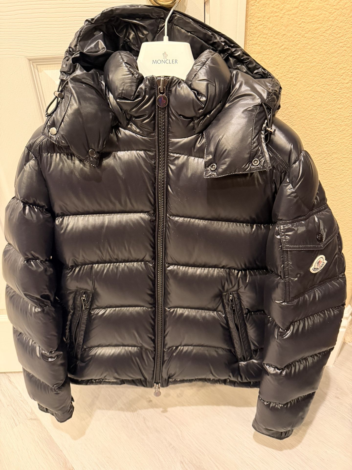 Moncler Maya