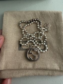Silver designer pendant G necklace