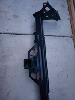 2006 07 08 09 10 11 12 13 14 15 Toyota Tacoma tow hitch