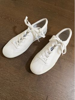 Rothy's The Lace Up White Knit Sneakers Size 9