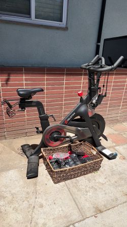 Peloton exercise bike