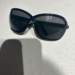 TOM FORD BLACK SUNGLASSES 