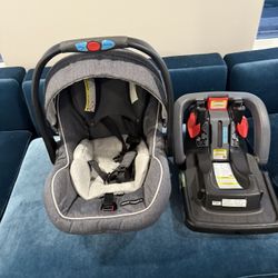 Graco SnugRide SnugLock 35 LX Infant Car Seat with Base — Excellent Condition