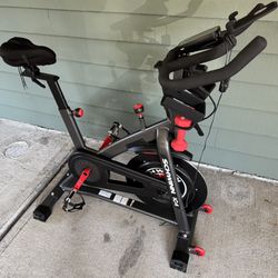 Schwinn IC4/Stationary bike
