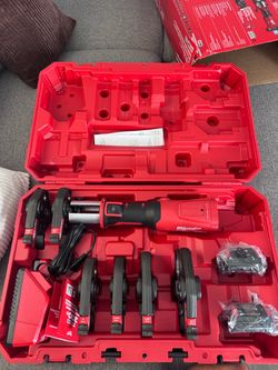 Milwaukee m18 propress