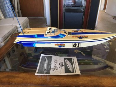 Remote  Controlled Operated Boat   ( Traxxas )   Nitro Vee