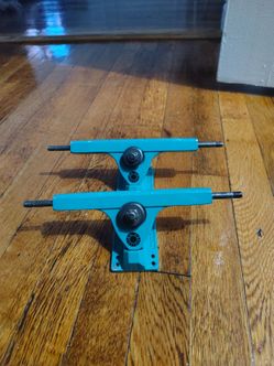 Longboard trucks