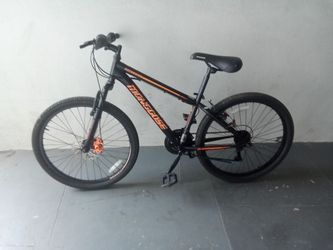 BICYCLE MONGOOSE 18 SPEED SIZE 24 BRAND NEW
