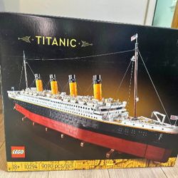 Lego Titanic Ship 10294