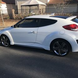 2013 Hyundai Veloster