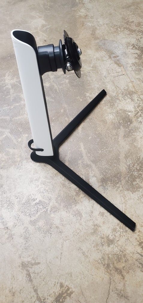 G8 Samsung Monitor Stand
