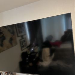 Samsung 50’ Smart TV