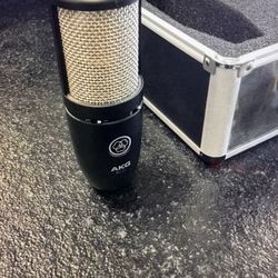 Microphone AKG P220 Large Diaphragm Condenser 