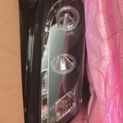 Honda Accord 08-12 4Dr Projector Headlights- LED Halo - DRL - Black - High H1 (Included)