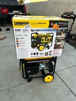 Shop Champion Power Equipment 5300/4250-Watt Recoil Start Dual Fuel Portable Generator