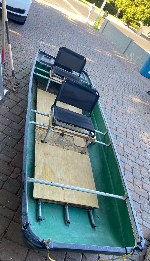 Coleman crawdad 12 ft fishing boat for Sale in Mesa, AZ - OfferUp