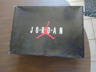 Retro Air Jordan 11 concord space jam