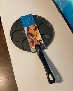 Nordic Ware 01940 Silver Dollar Pancake Pan