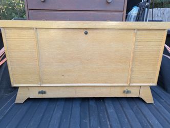 Lane Cedar Chest