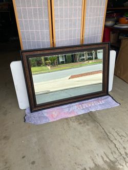 Beautiful 49”x 33” Decor Vinyl Frame Beveled Glass Mirror
