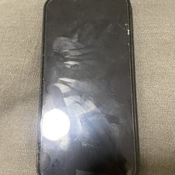 Apple iPhone 16e – Black – Used –