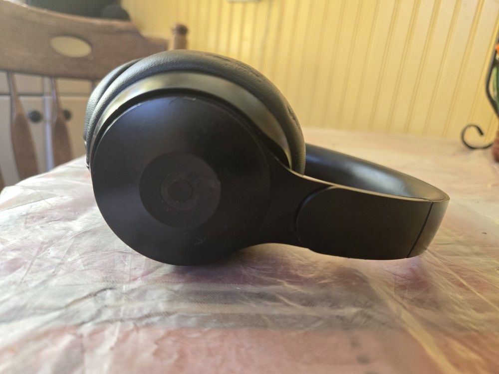 Beats Solo 3