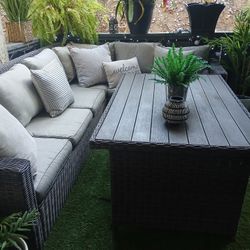 Sectional  Sofa With Matching  Eat In Dining  Table With  Stools