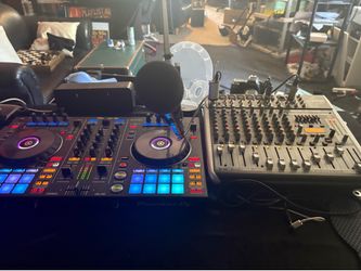 Complete DJ set up