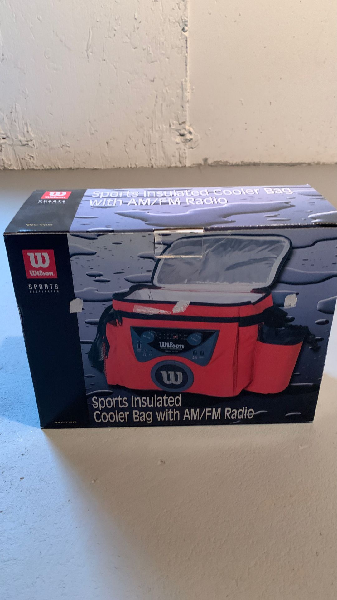 Wilson sports insulated cooler bag with radio