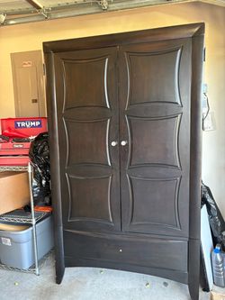 Armoire (black)