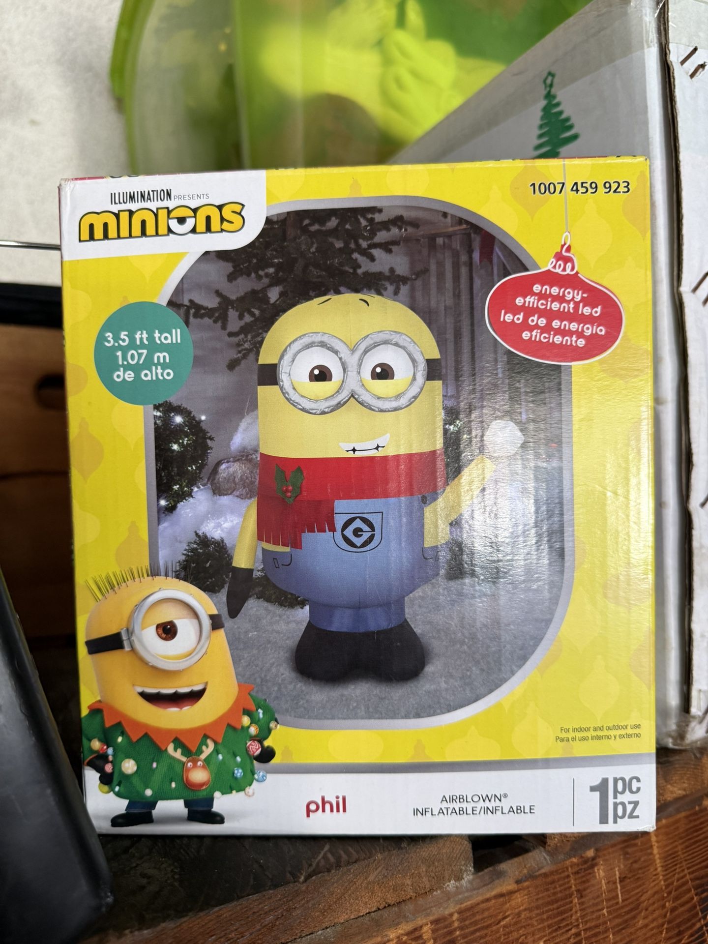 Minion Christmas Blow Up