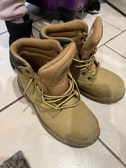 Brahma Shoes Size 7 1/2 Women 