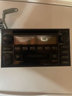 2001 - 2002 4runner Stereo Unit