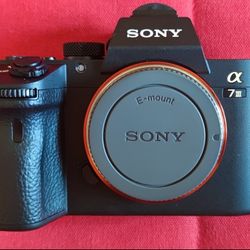 Sony A7iii Camera With Lens