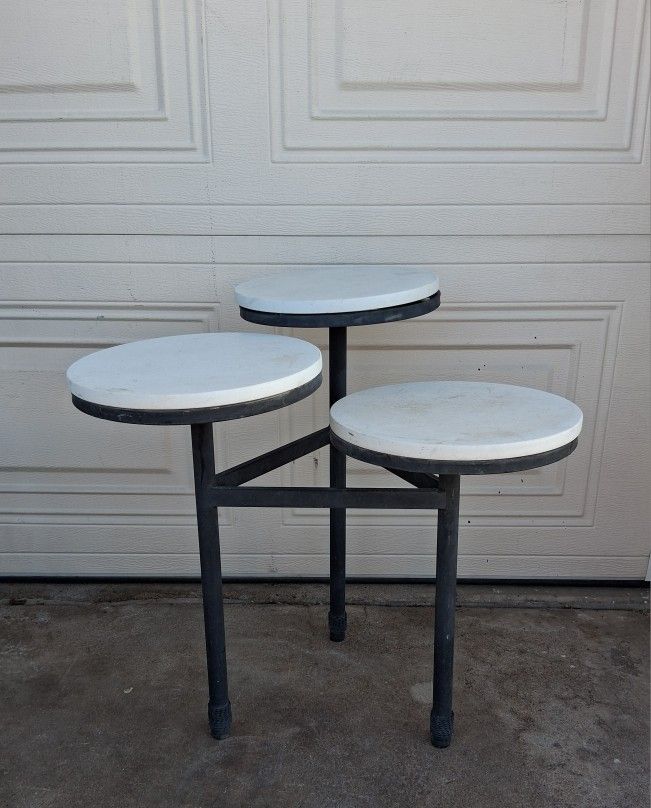 Metal Plant Stand