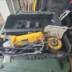 Dewalt Grinder 