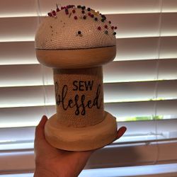 Sewing Pin Cushion With Needles 