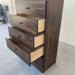 New Dresser 5drawers