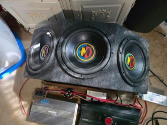 3 speakers 12s & equipment