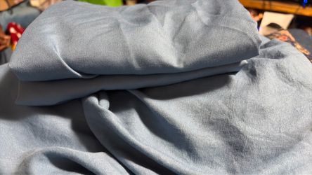One fitted sheet and two pillow case